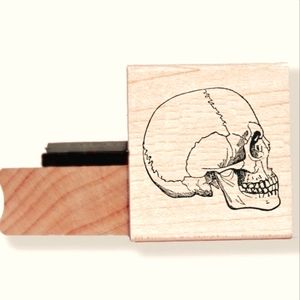 Blade Rubber Skull Stamp